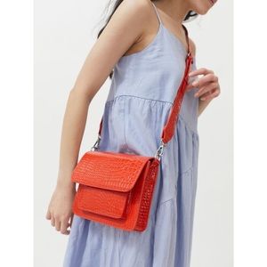 HVISK Cayman Pocket Croc Crossbody bag